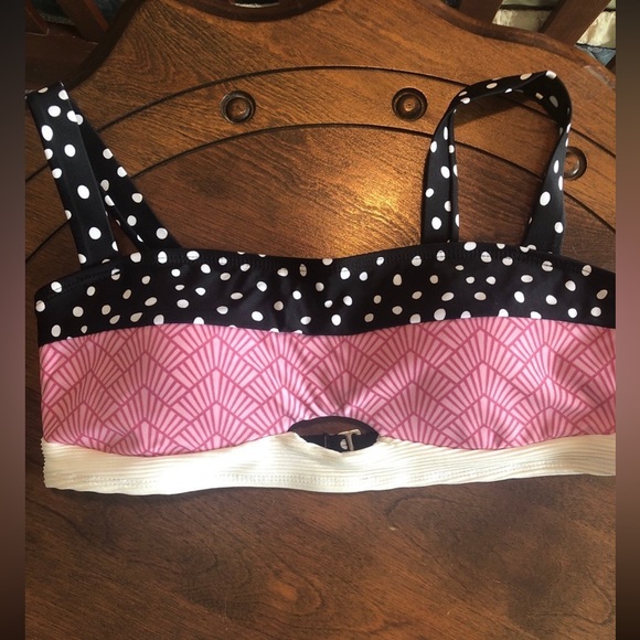 Bikini Set - Picture 2 of 5